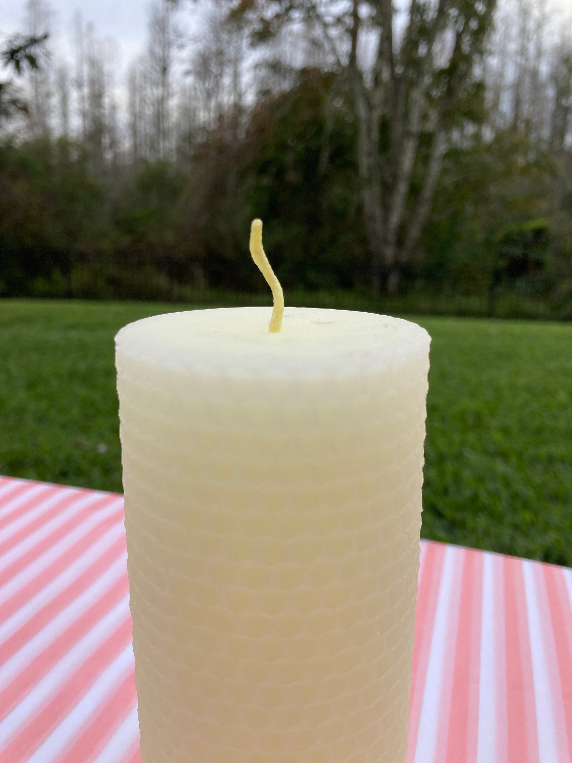 Honeycomb Beeswax Pillar Candle - Handmade With 100% Pure Beeswax - Hexagon Style - Yellow & Ivory Beeswax